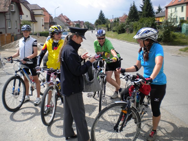 kontrola cyklistů ve Stříbře