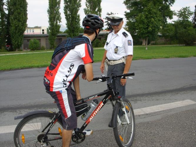 kontroly cyklistů