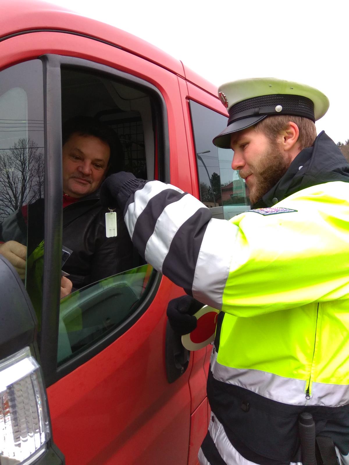 kontroly řidičů a vozidel v Tachově