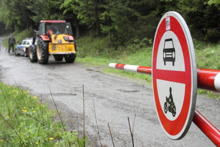 lesník traktor 1 web.jpg
