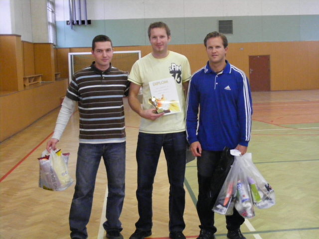 memoriál L. Vořechovského 2014  - 10 - družstvo na 2. místě.JPG