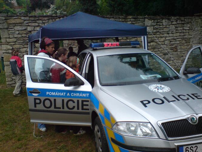 policejní vozidlo