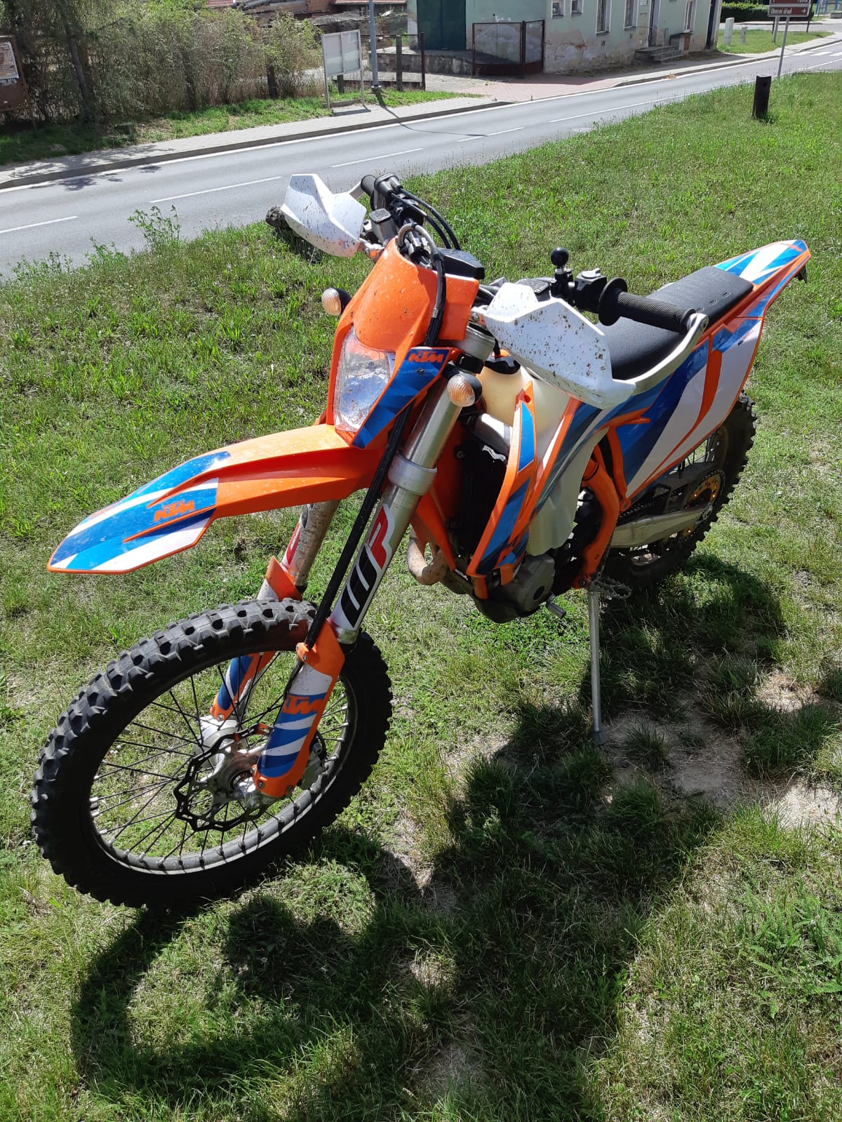 moto01.JPG