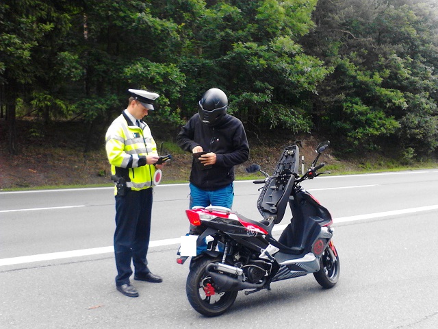 motocyklisté 6