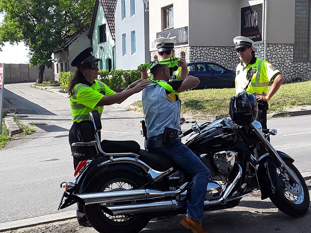motorkáři_2.jpg