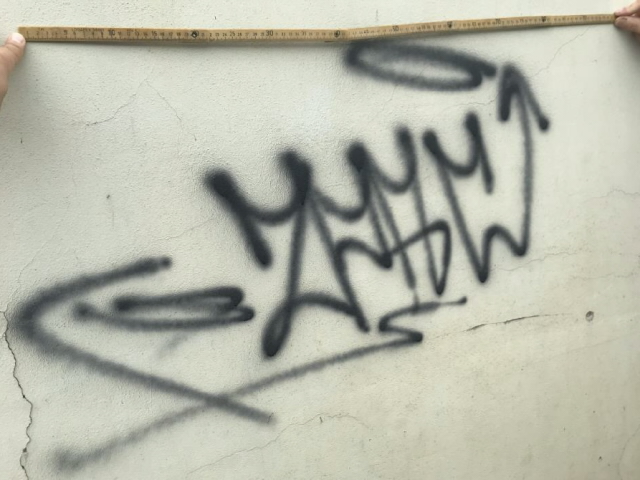 nápis