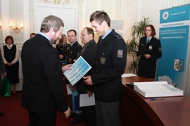 nej policisté4.JPG