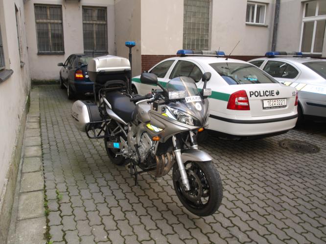neukáznění motorkáři třeste se