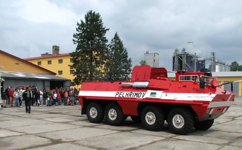 obrněný transportér.jpg
