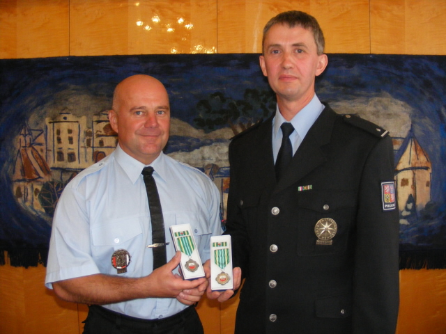 ocenění policisté - Soběslav.jpg