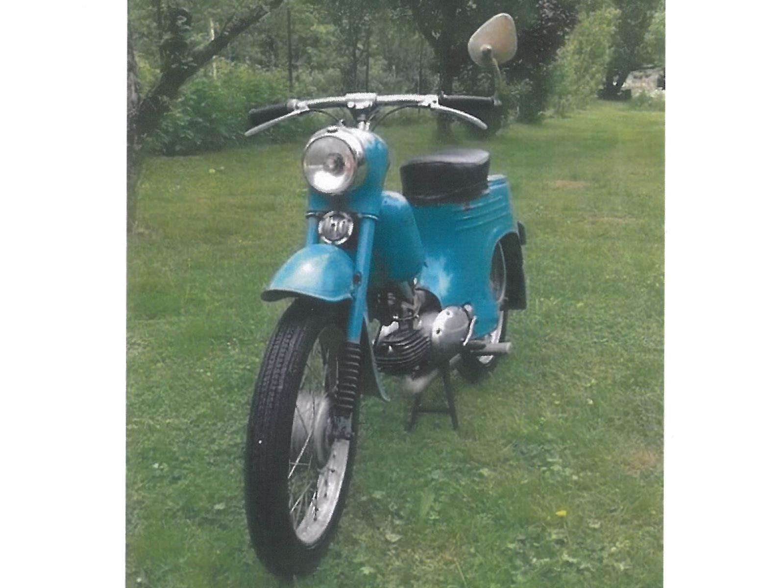 odcizená Jawa 555.jpg