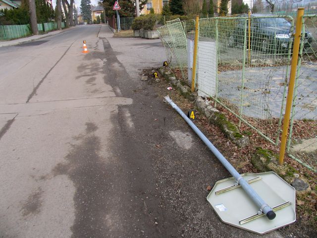 pevná překážka