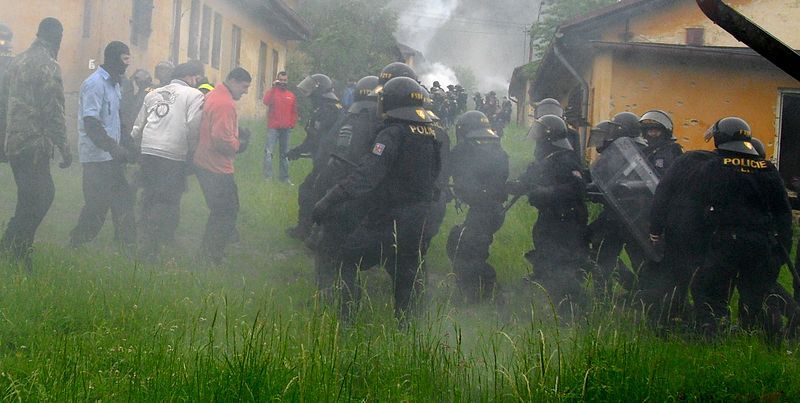 po použití zásahové výbušky