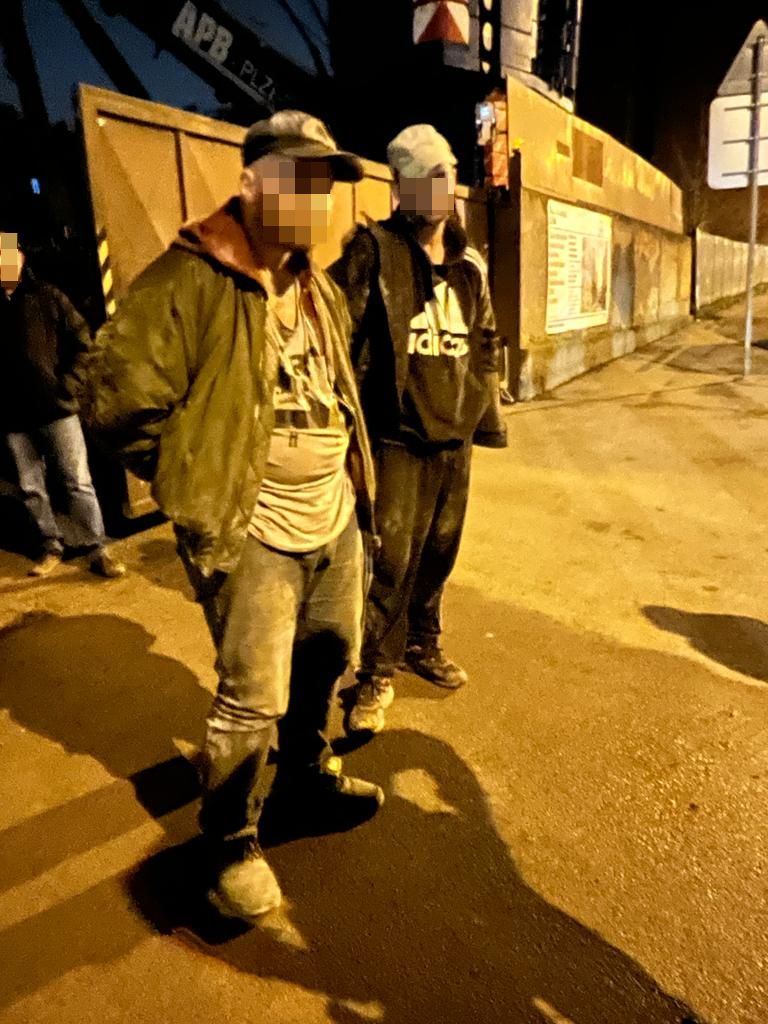 podezřelí muži.jpg