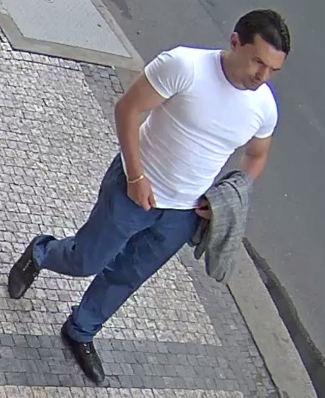 podezřelý foto 1.png