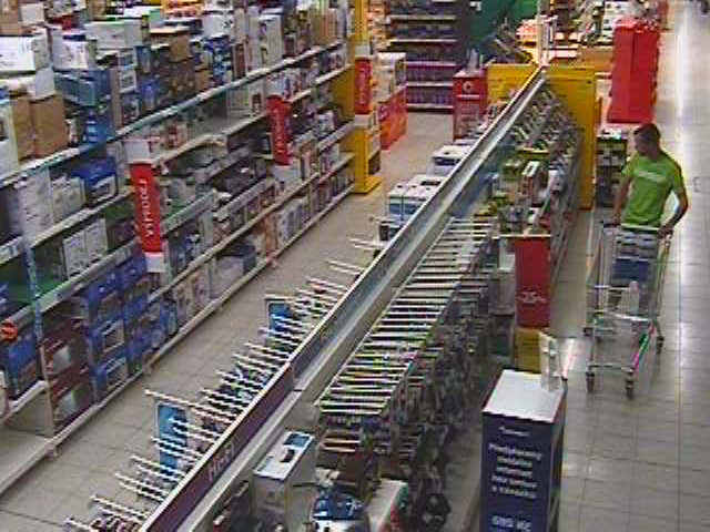 podezřelý muž - foto 1