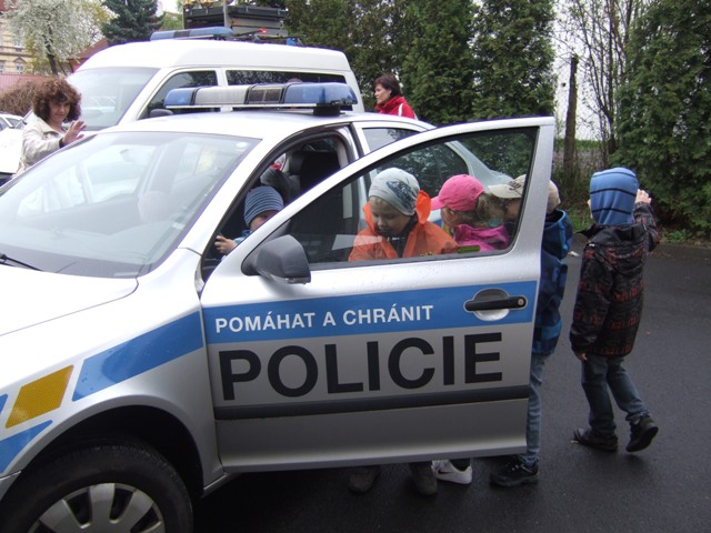 policejní vozidlo