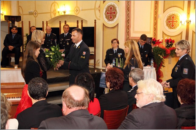 policista_prosinec_2013_10.JPG
