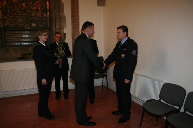 policista_záchrana života.JPG