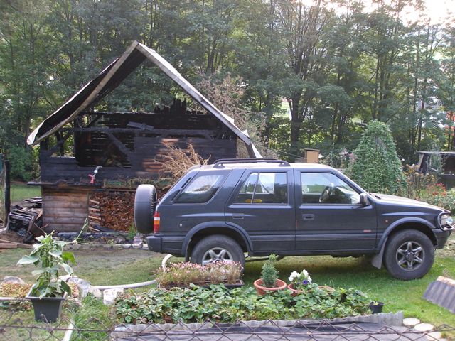 požár chaty