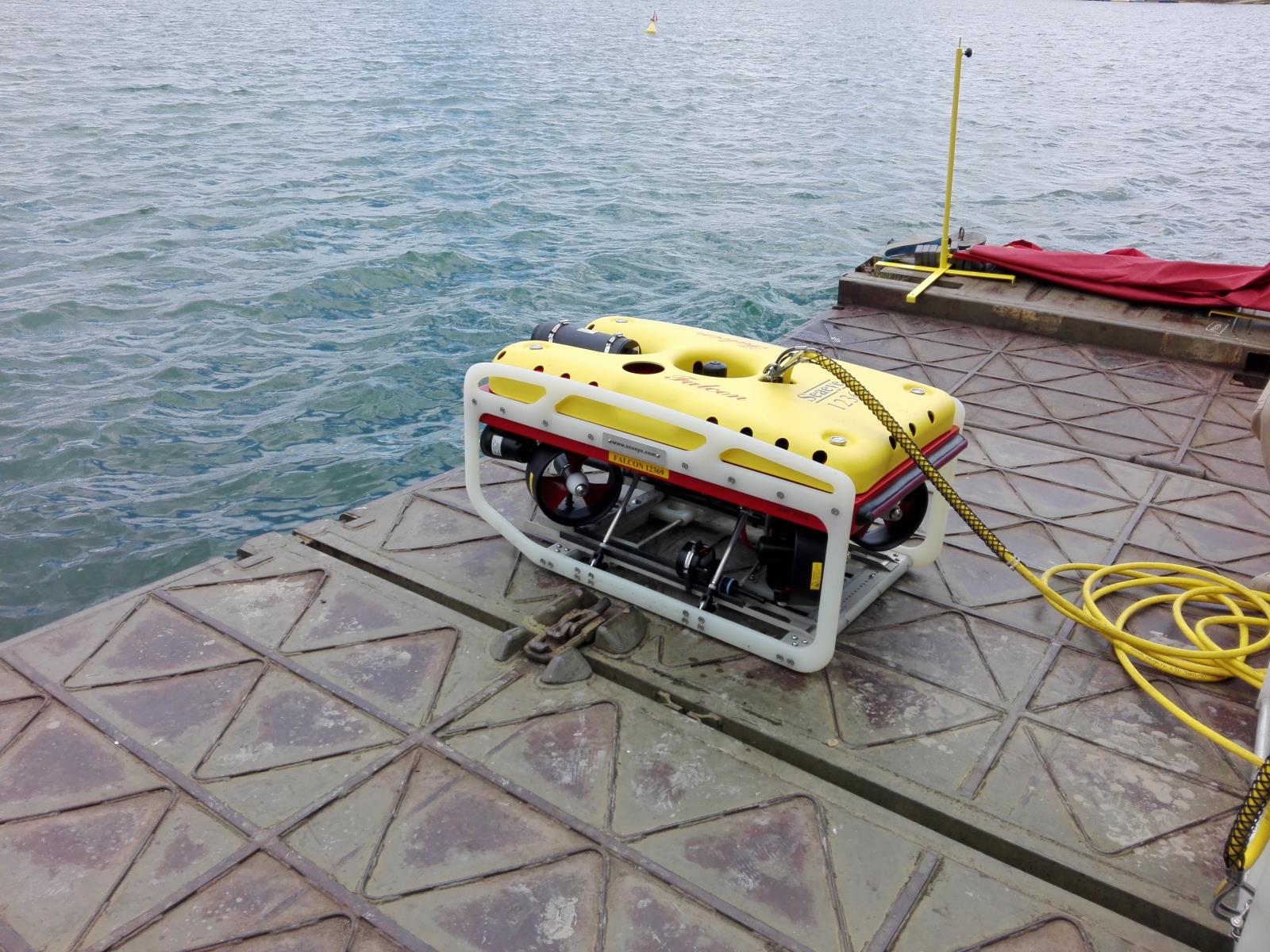 robot s kamerou