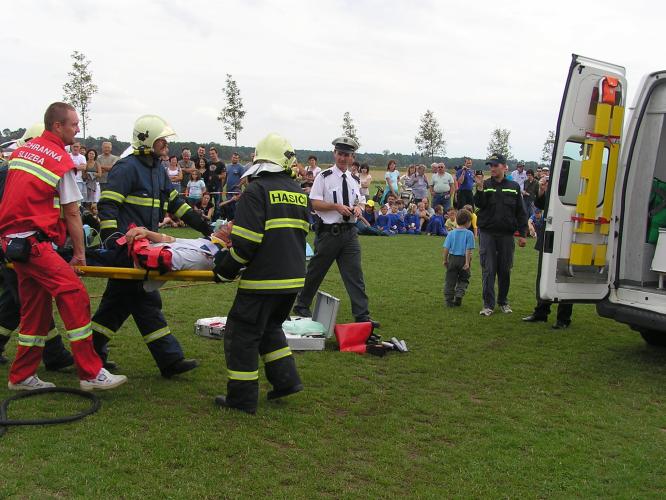 simulovaná dopravní nehoda