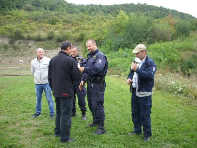 soutěž ve střelbě ze samopalu