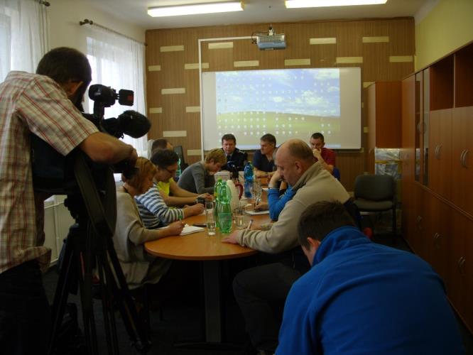 tiskovka 6. 2. 2014