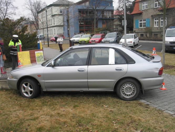 ujížděl hlídce