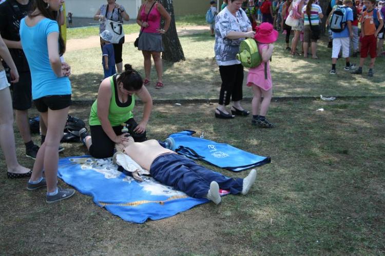 výuka první pomoci.JPG
