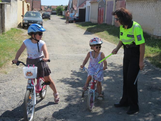 vzorné cyklistky.jpg