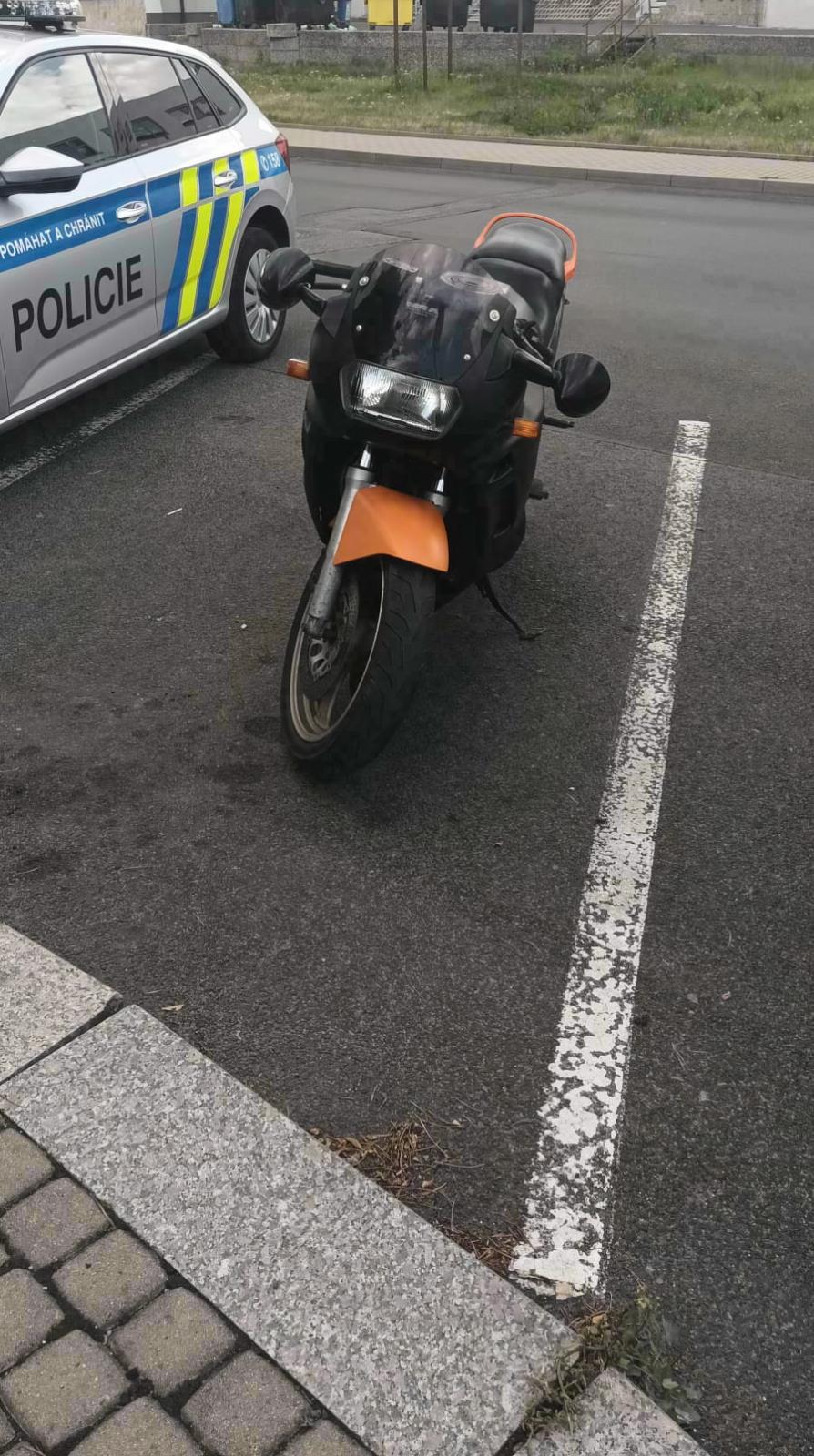zajištěný  motocykl