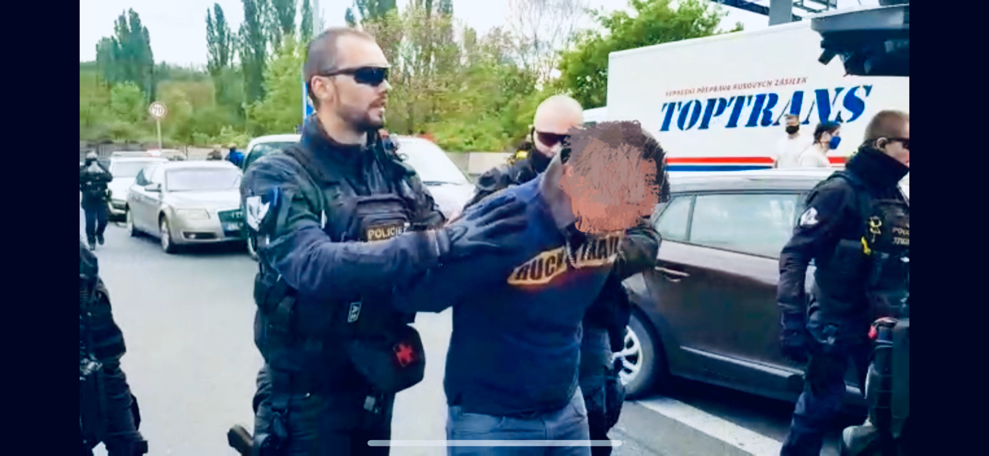 zákrok PMJ