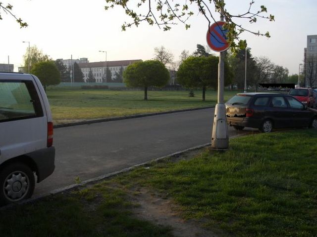 Odcizení vozidla na ulici Pod Zámečkem 