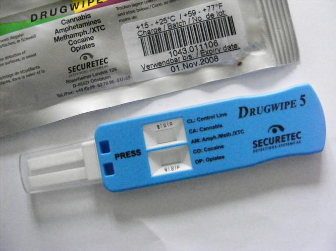 testdrugwipe.jpg 