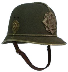 Přilba pro četnictvo z roku 1928 
