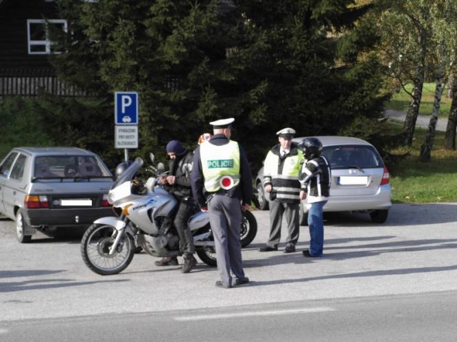 kontrola motorky 3.jpg 