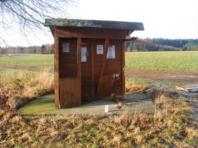 Benešov 13.12. čekárna.JPG