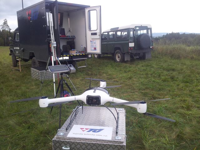 dron 1.jpg