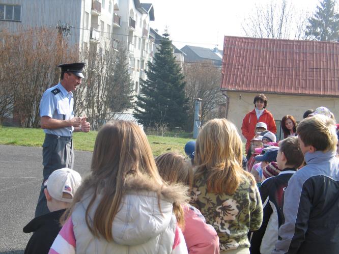 p.Blahník+děti.jpg